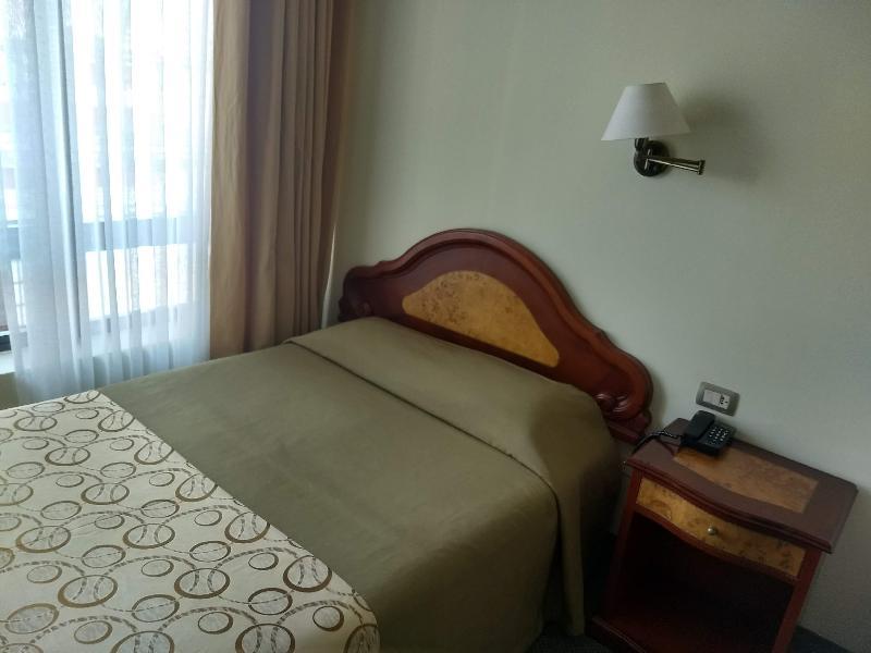 Continental Hotel 3*