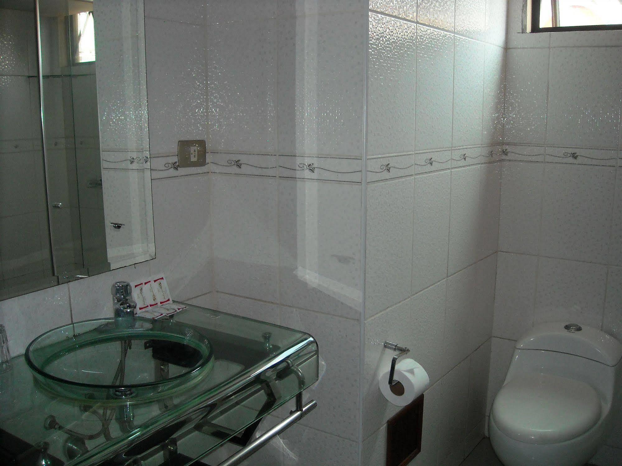 Continental 3* Lima